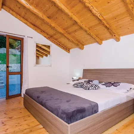 Nice In With House A Panoramic View Dubravka